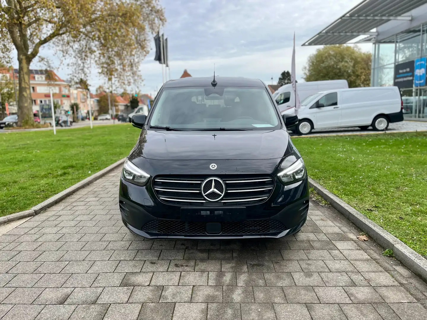 Mercedes-Benz T-Class T 180 L2 7pl. Noir - 2