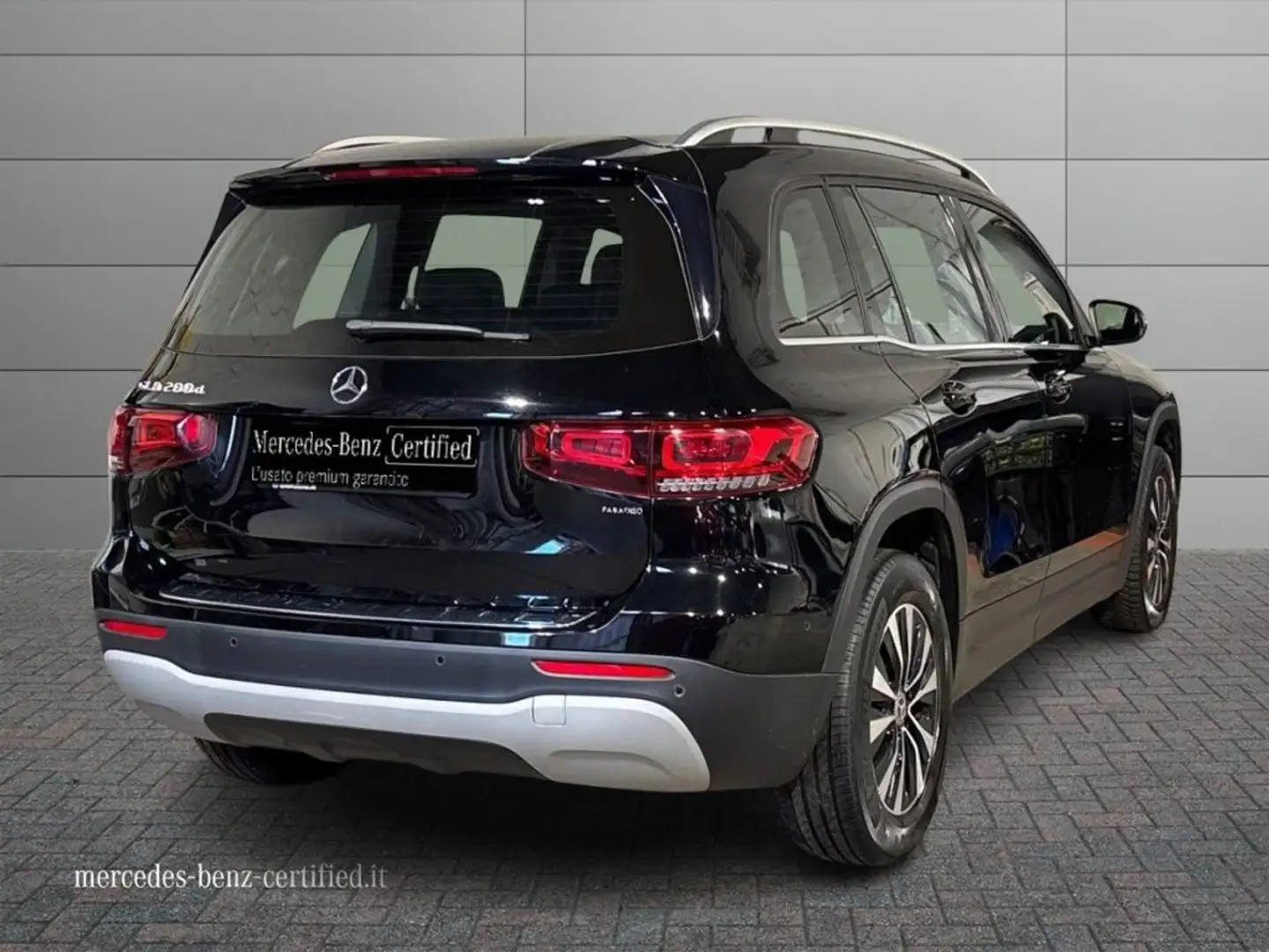 Mercedes-Benz GLB 200 d Automatic Sport 7 posti Schwarz - 2