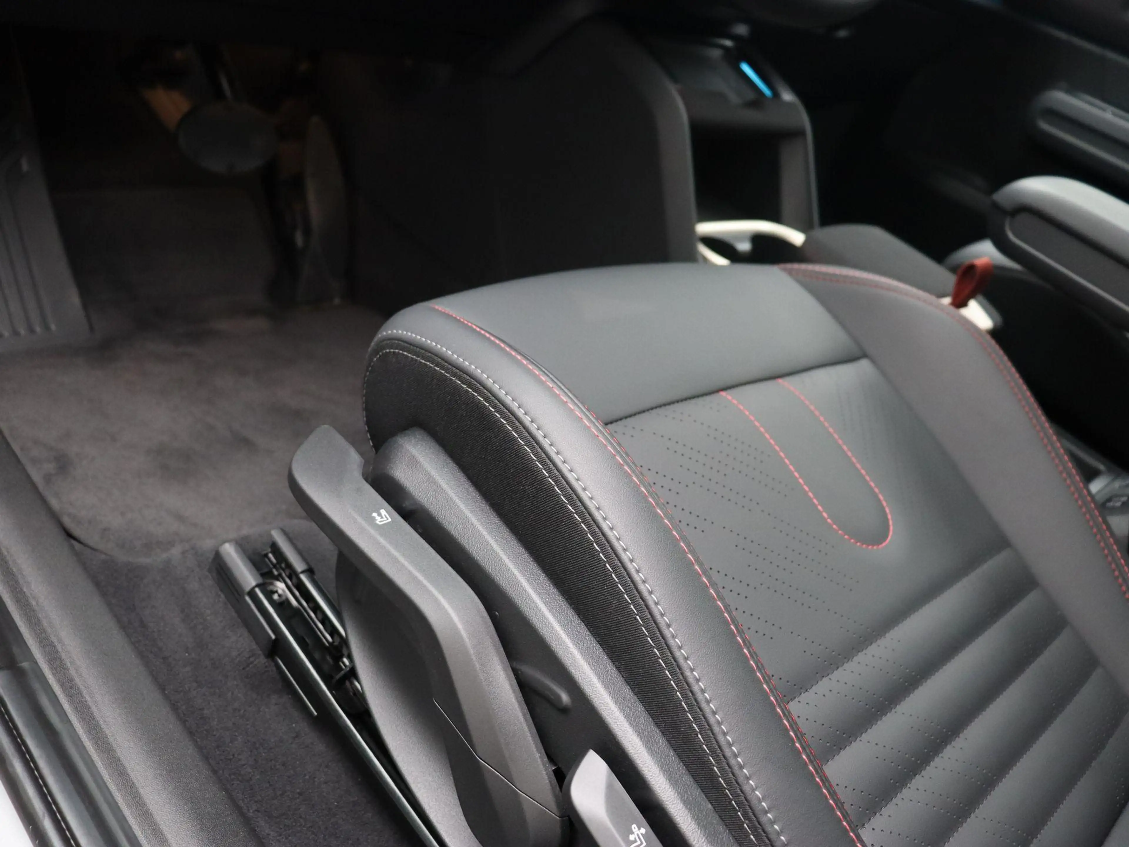 MINI John Cooper Works Countryman 2.0 ALL4 JCW Pack Pakket L + John Cooper Works Uit — photo 13