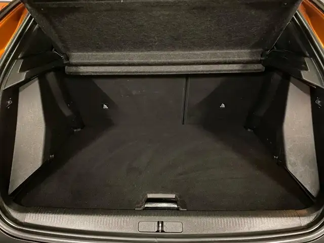 Peugeot 2008 view 9