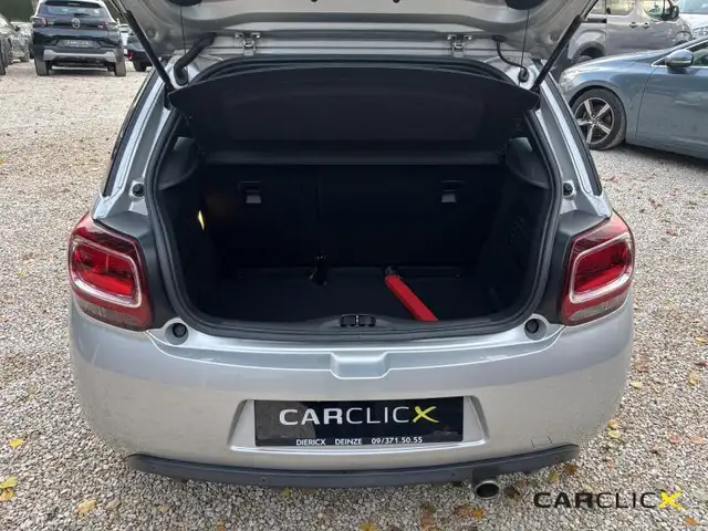 DS Automobiles DS 3 view 10