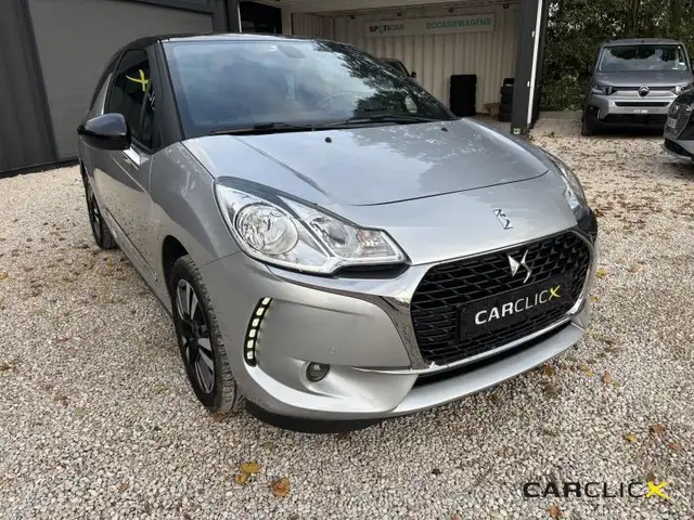 DS Automobiles DS 3 view 7