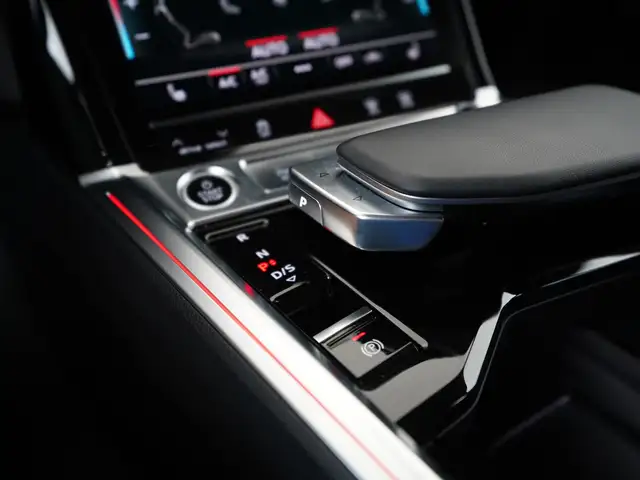 Audi E-Tron view 11