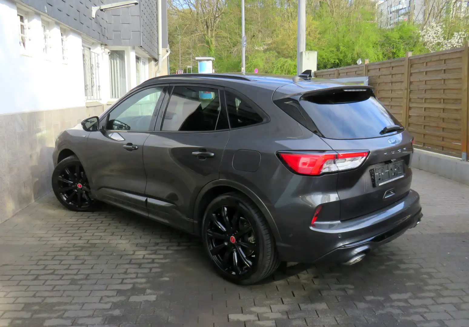 Ford Kuga ST-Line X // Pano, R-kam, Virtl., B&O Grijs - 2