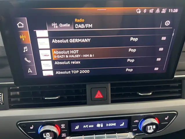 Audi A4 view 17