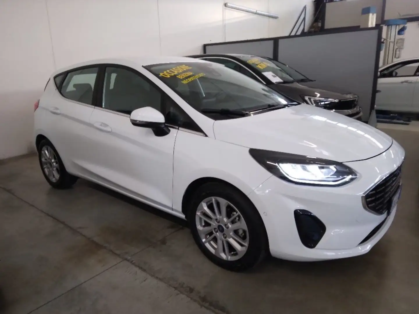 Ford Fiesta 1.1 75 CV 5 porte Titanium Bianco - 2