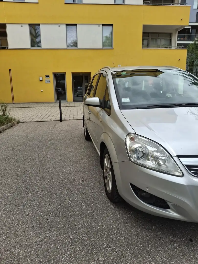 Opel Zafira 1,7 CDTI Edition DPF - 2