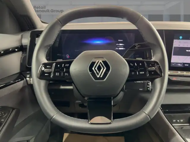 Renault Austral view 11