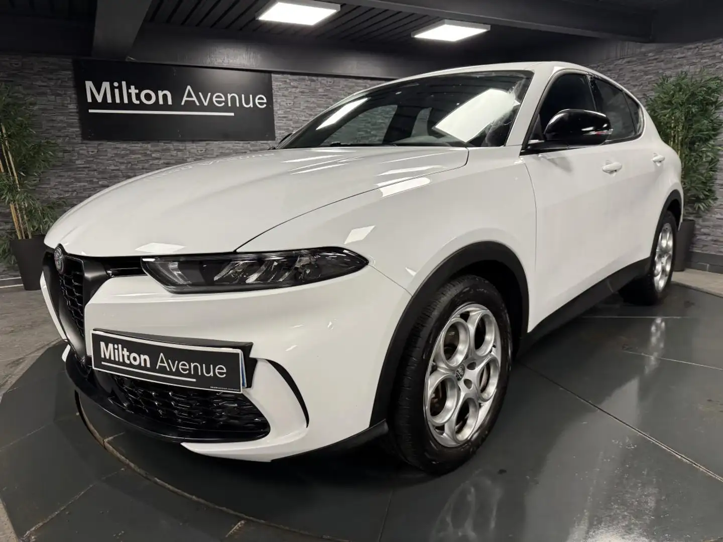 Alfa Romeo Tonale Tonale 1.5 mHEV - 130 - BV TCT  Sprint Blanc - 1