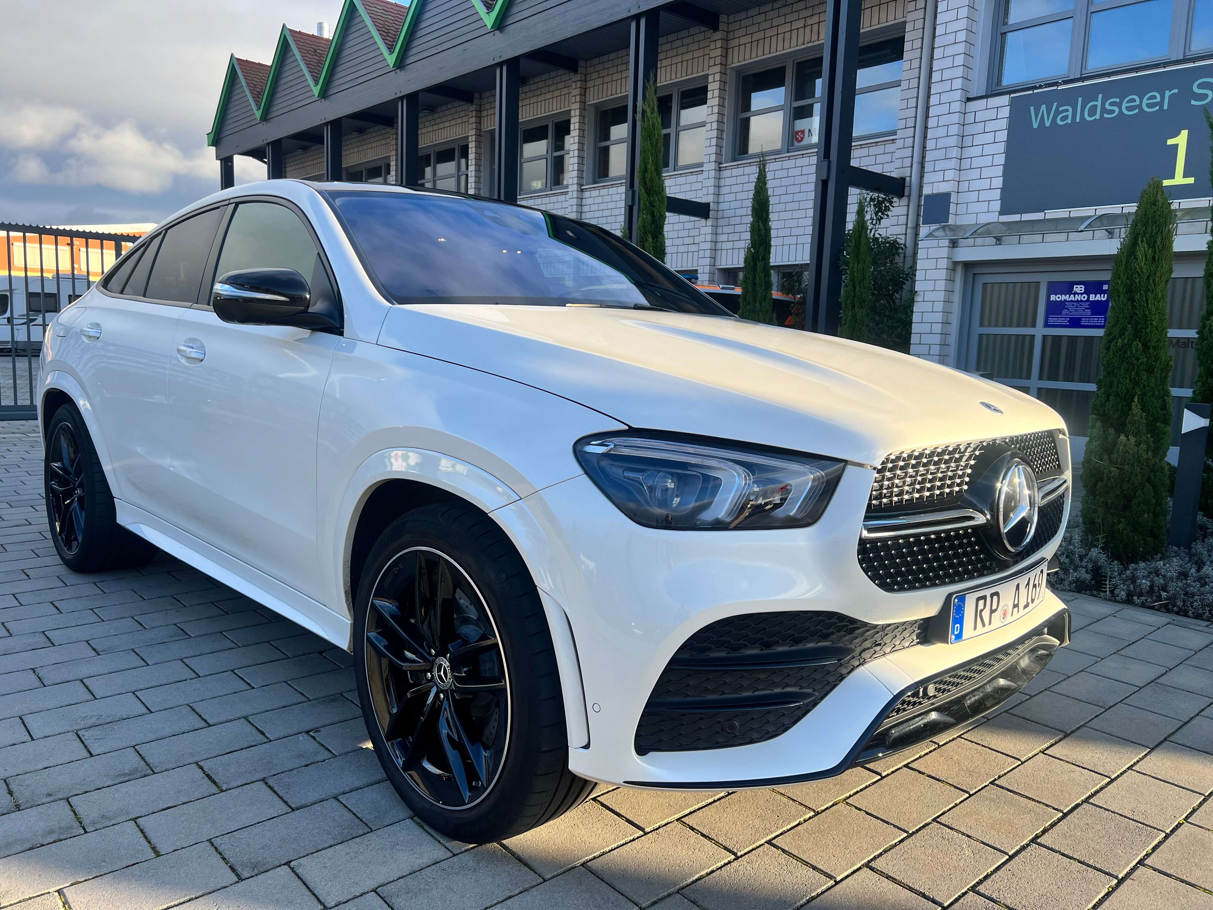 Second hand Mercedes Benz Gle-Class 350