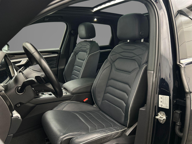 Volkswagen Touareg Elegance 3.0 TSI eHybrid 381pk Tiptronic Trekhaak, — photo 5