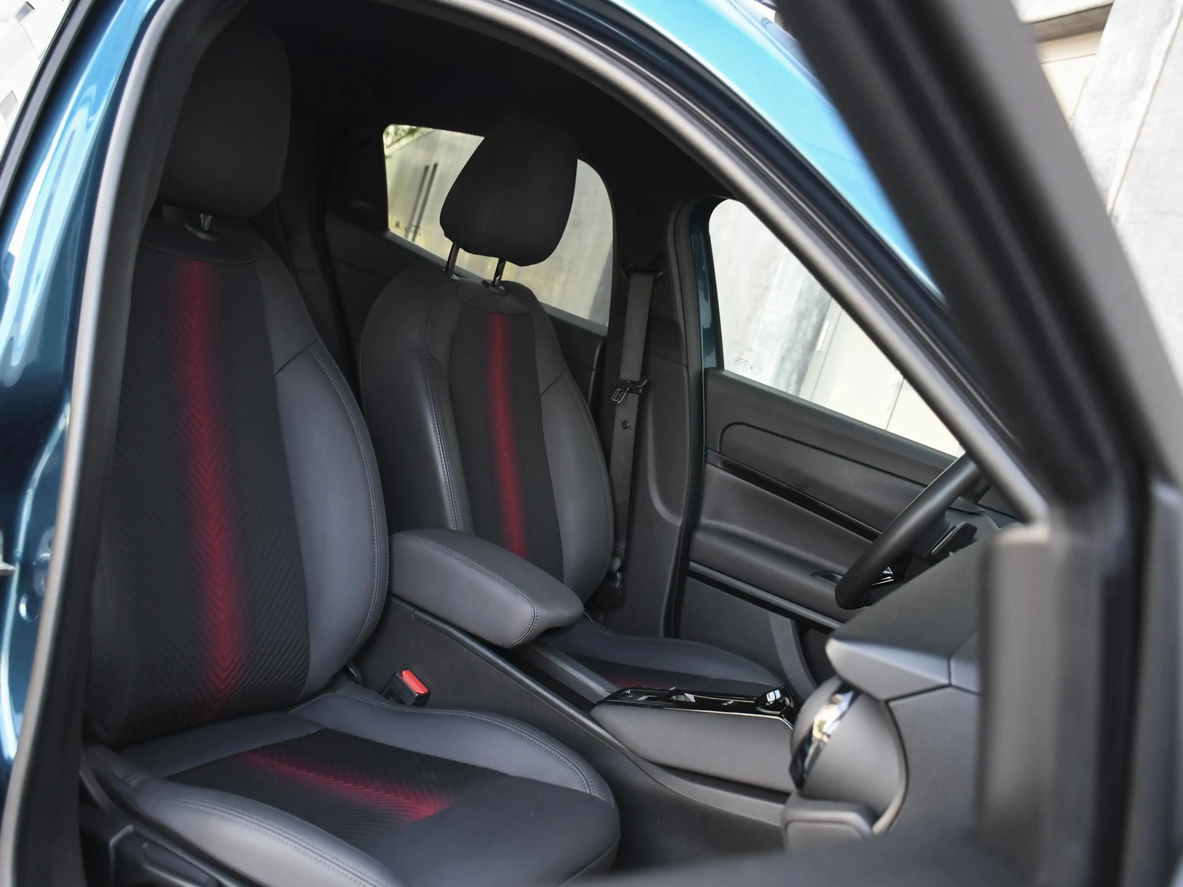 Alfa Romeo Junior Speciale 1.2 Turbo Hybrid Ibrida 145pk Automaat CA — photo 11