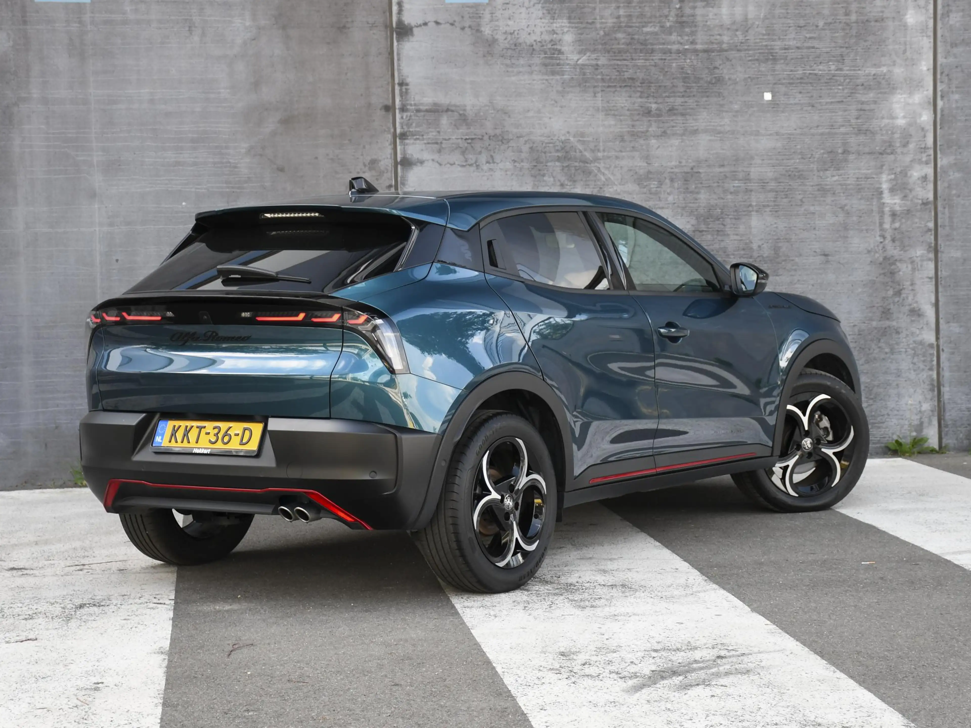 Alfa Romeo Junior Speciale 1.2 Turbo Hybrid Ibrida 145pk Automaat CA — photo 5