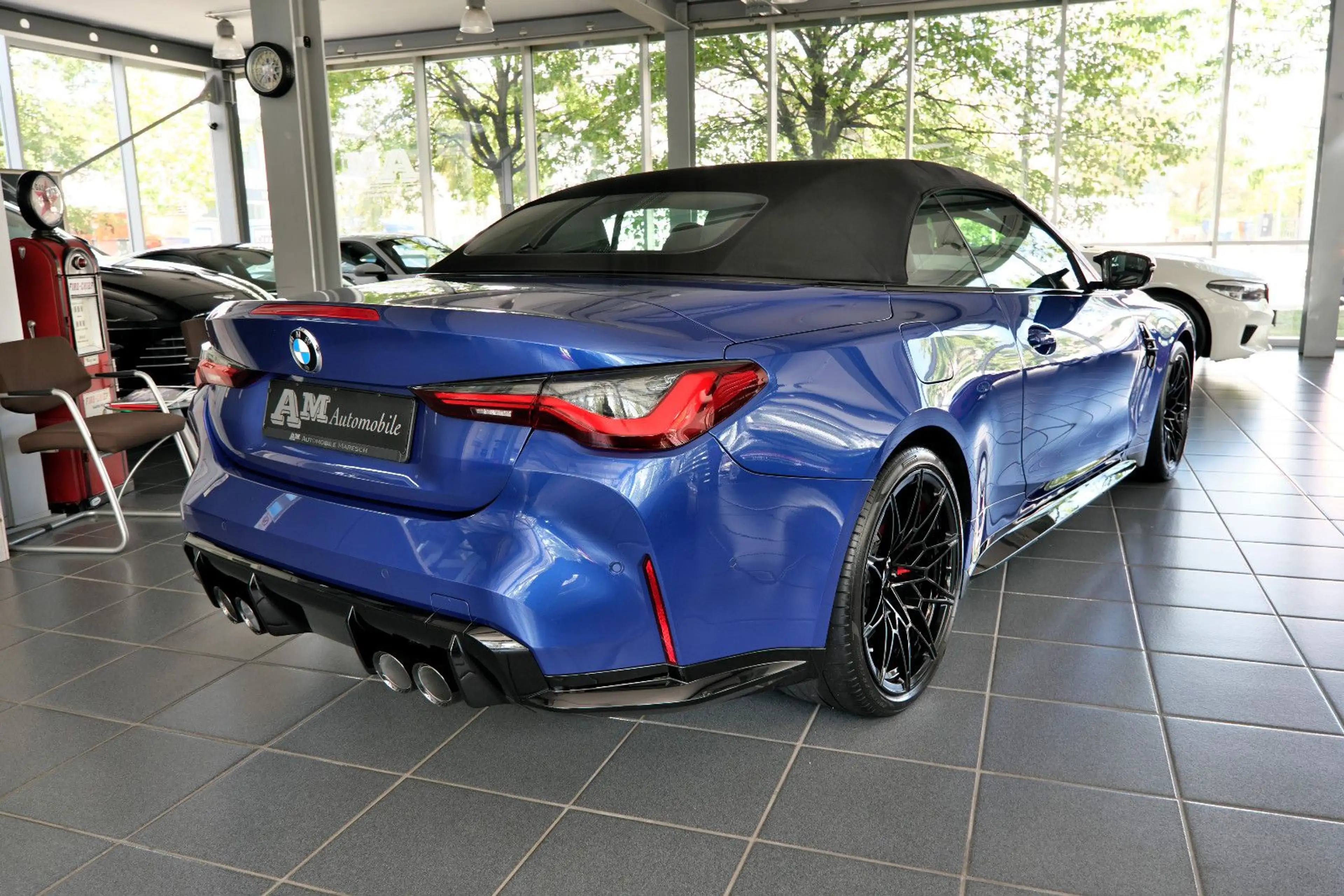 BMW M4 Cabrio xDrive Competition Innovationspaket DE — photo 7