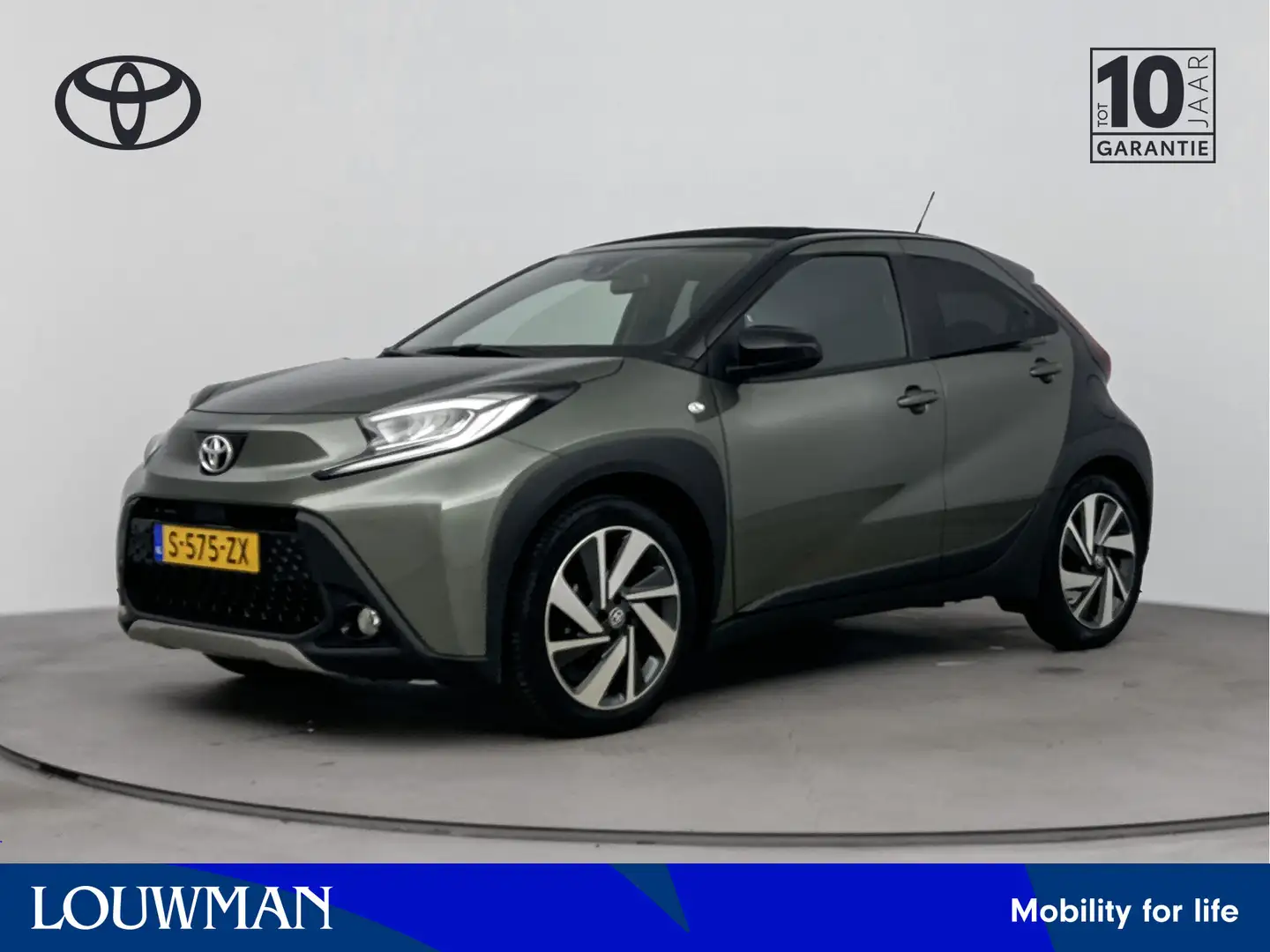 Toyota Aygo X 1.0 VVT-i MT Envy Groen - 1