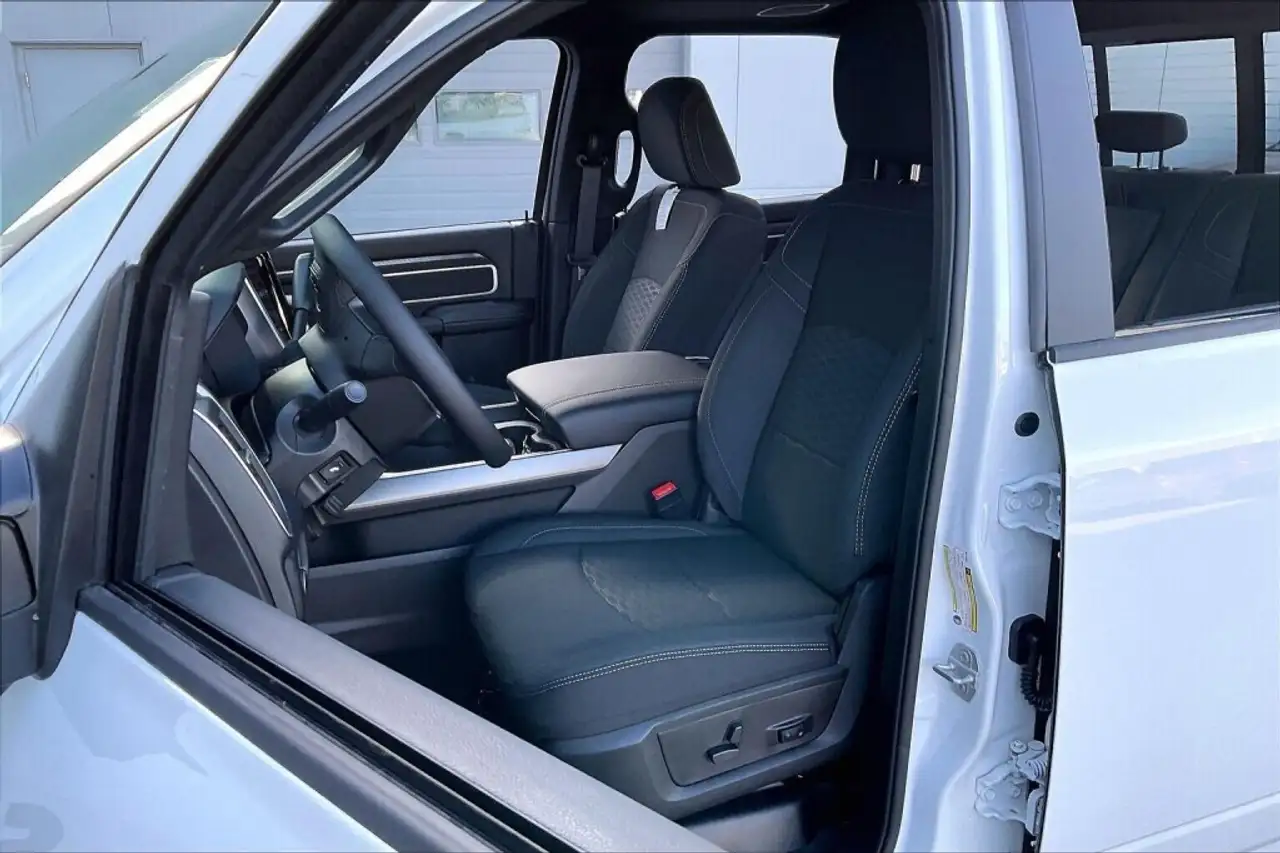 RAM 3500 снимка RAM 3500