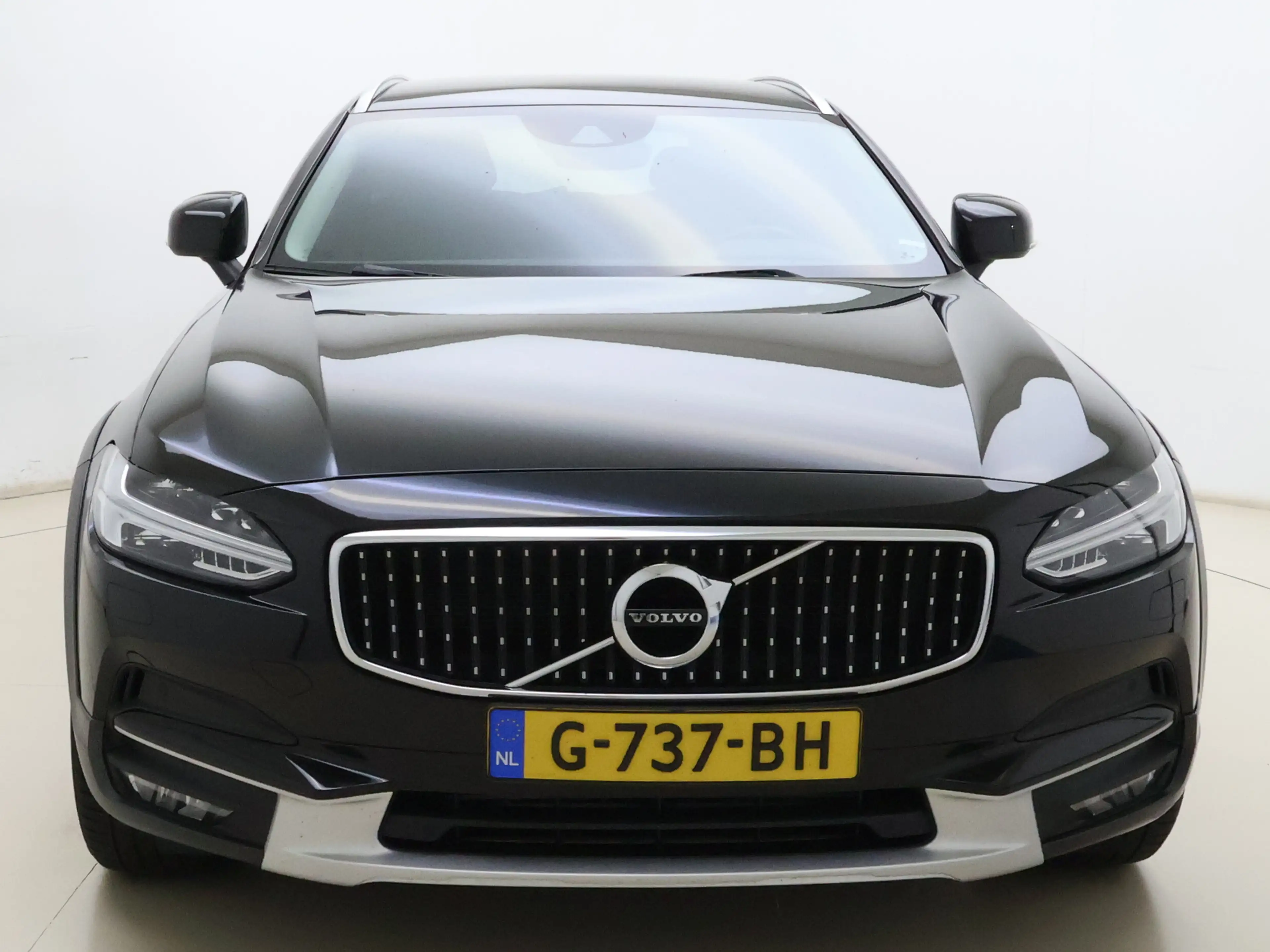 Volvo V90 Cross Country T5 AWD 90th Anniversary Edition | Trekhaak | Sport — photo 5