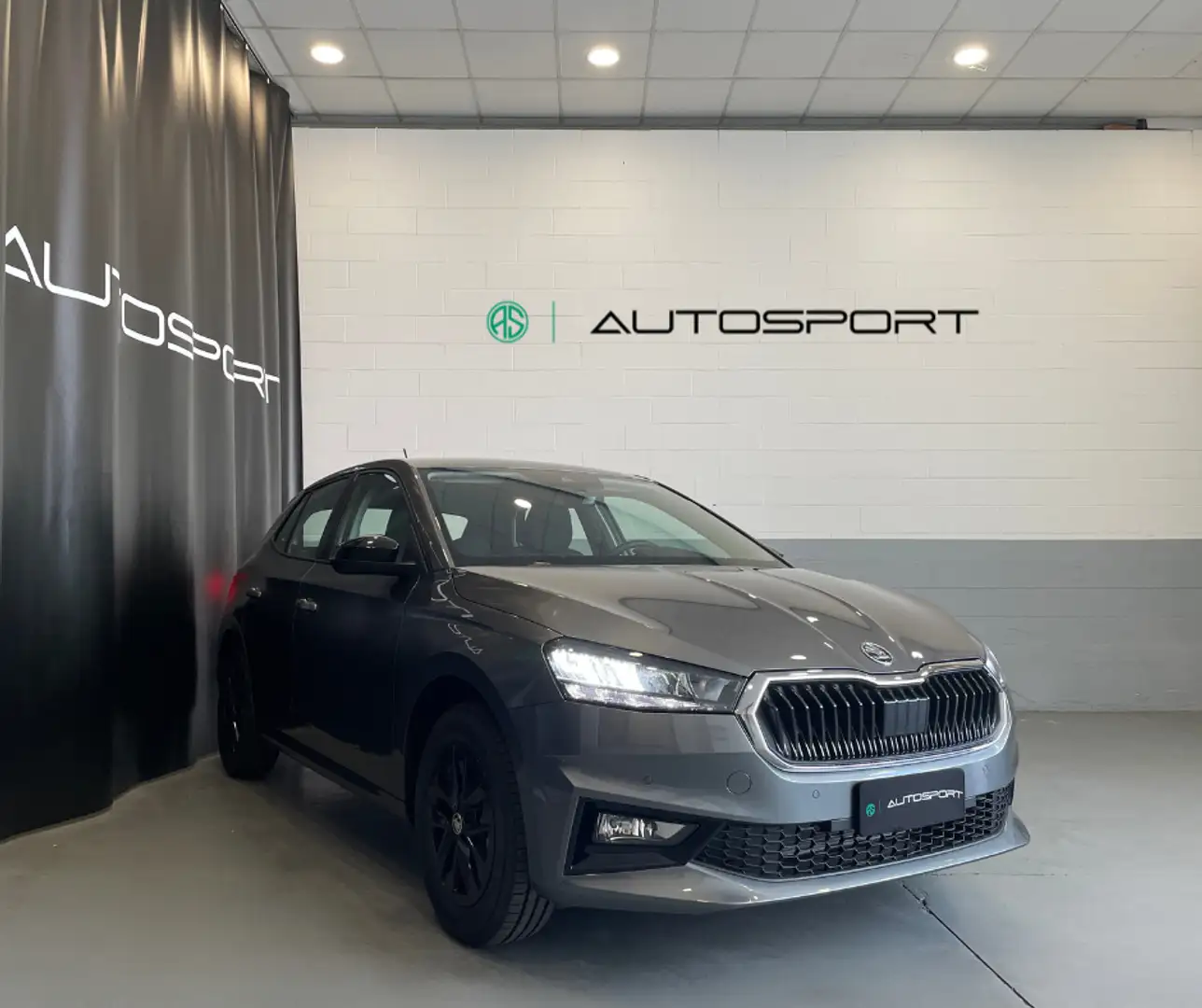 Skoda Fabia 1.0 TSI EVO 95 CV Young Edition Grigio - 1