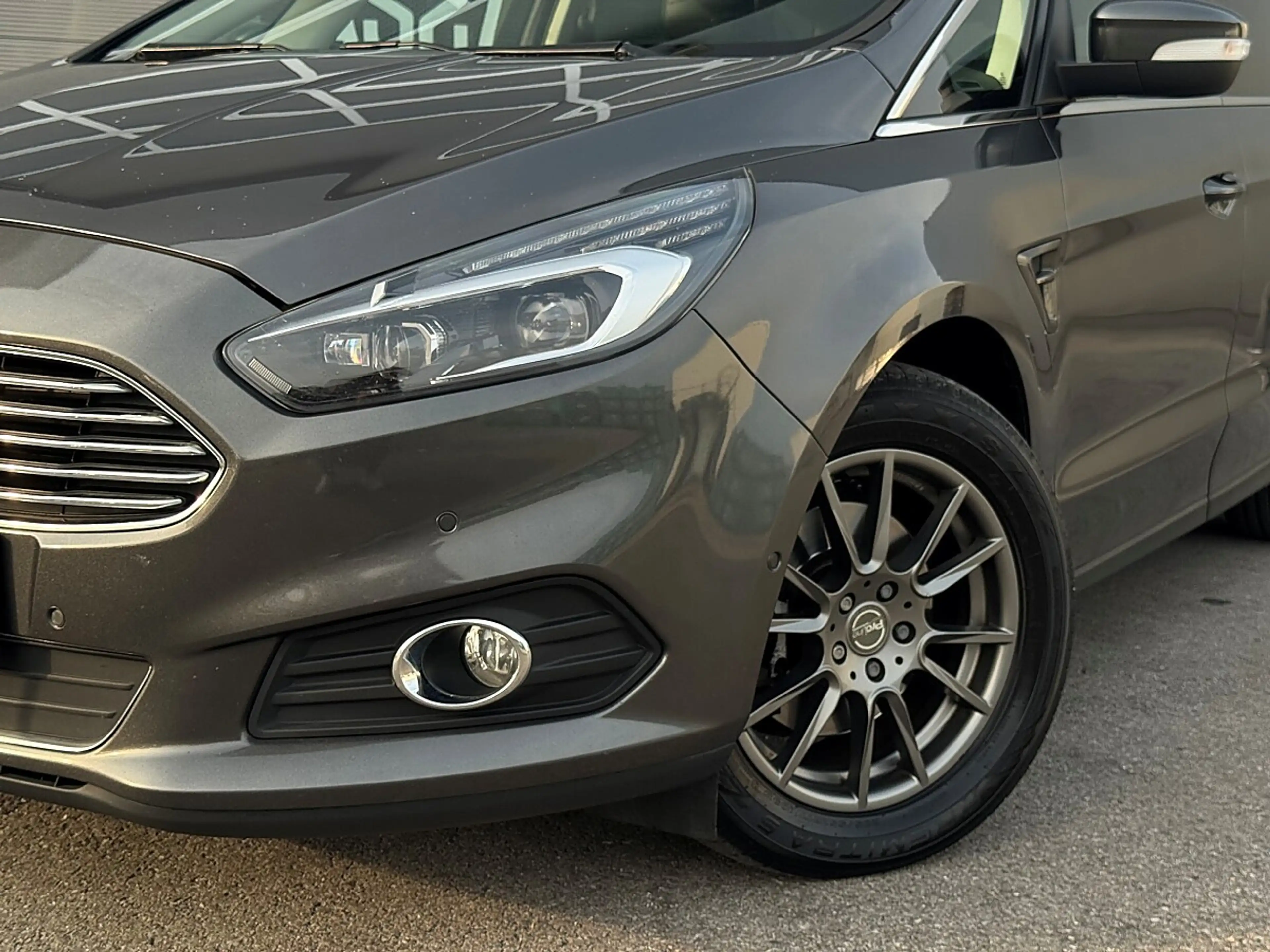 Ford S-Max 2.0 TDCi Titanium Start/Stopp — photo 9