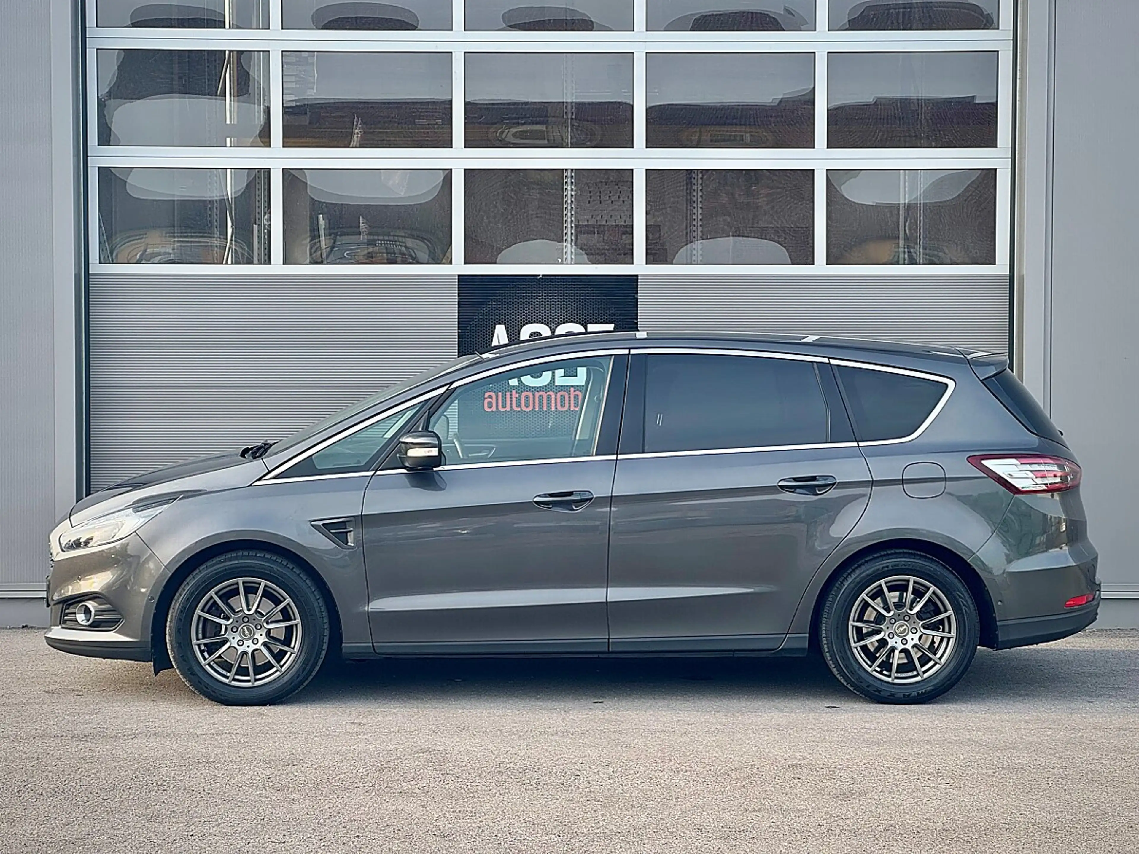 Ford S-Max 2.0 TDCi Titanium Start/Stopp — photo 5