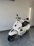 Vespa GTS Super 300 Fehér - thumbnail 4