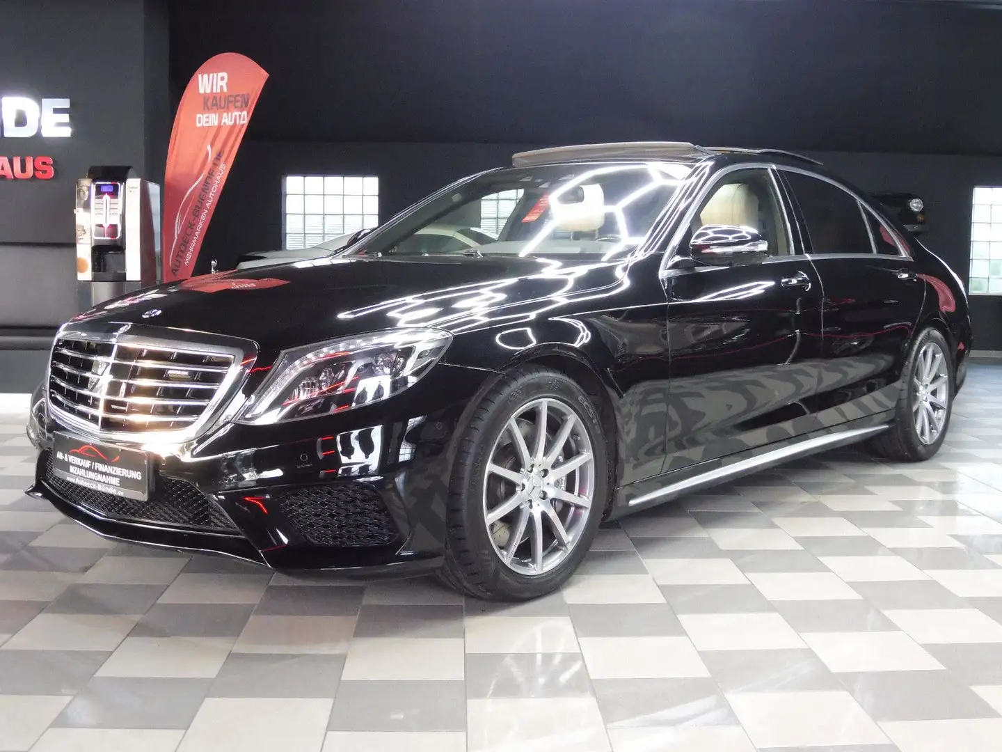 Mercedes-Benz S 63 AMG 4Matic Lang Pano/Burmester/Fond-Entert Schwarz - 2