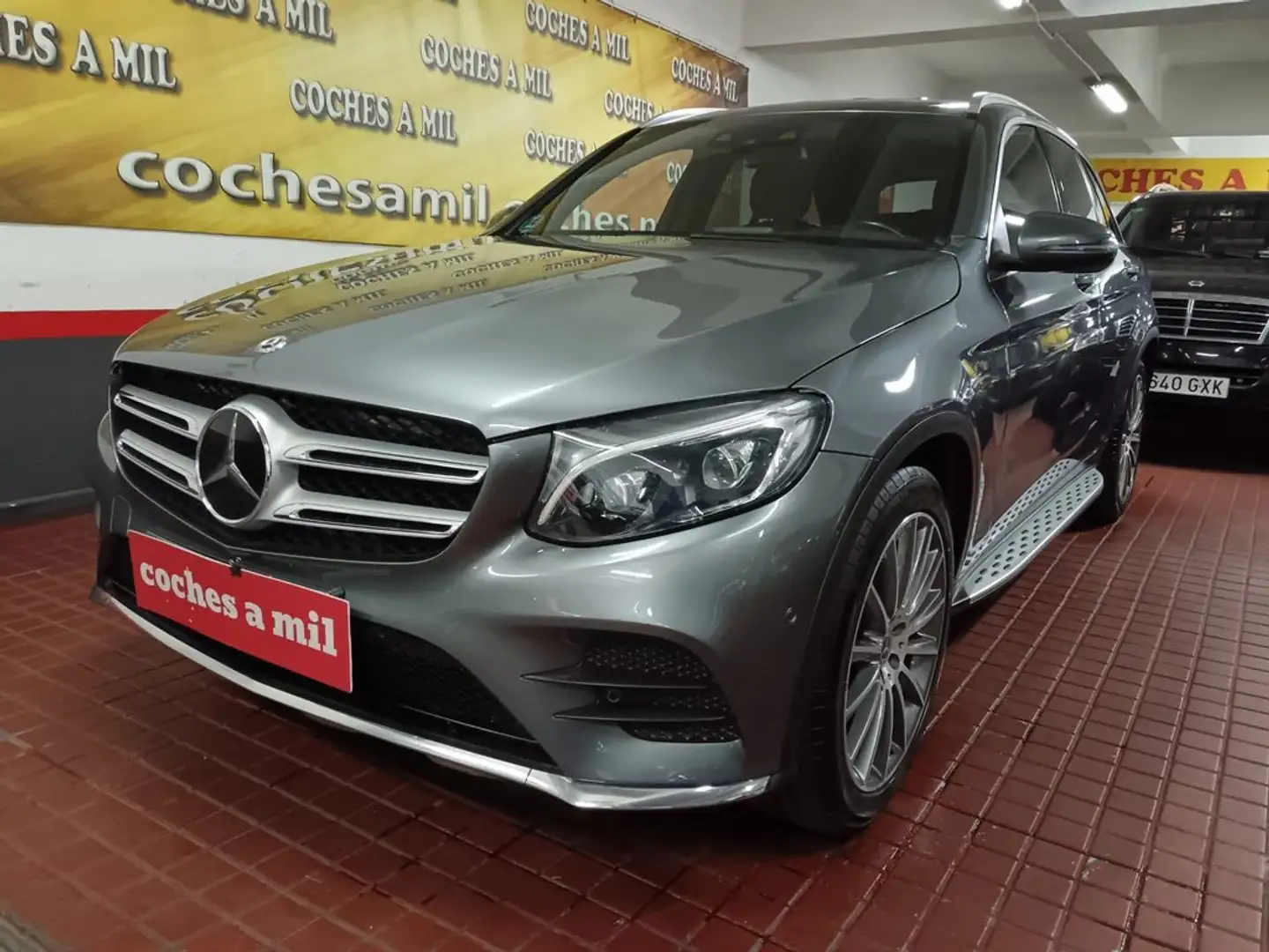 Mercedes-Benz GLC 350 350d 4Matic Aut. Gris - 2