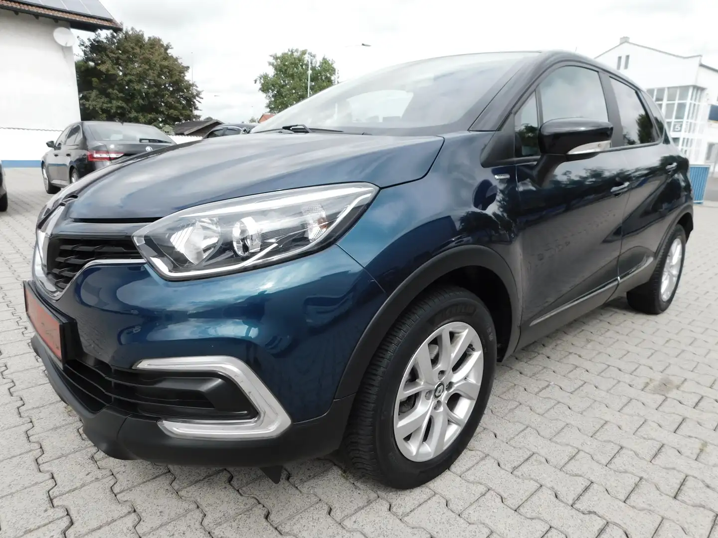 Renault Captur Intens-Ltd+Vision+2xLook Paket,1.Hd sehr gepflegt! Blau - 2