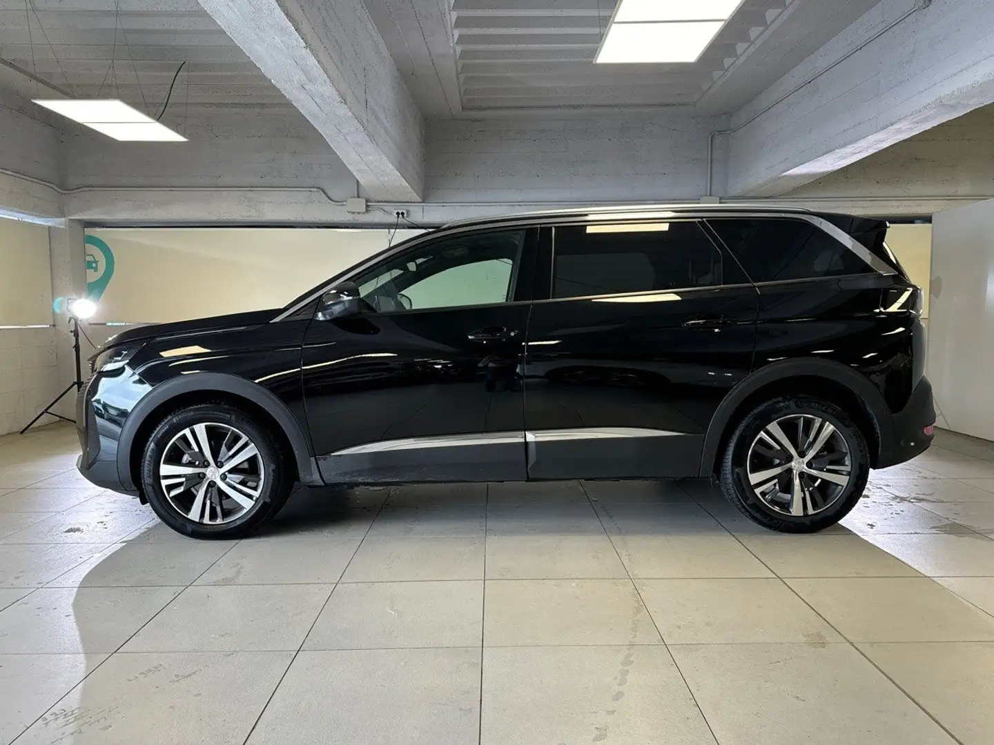 Peugeot 5008 BlueHDi 130 Allure Pack EAT8 S/S aut. Nero - 2