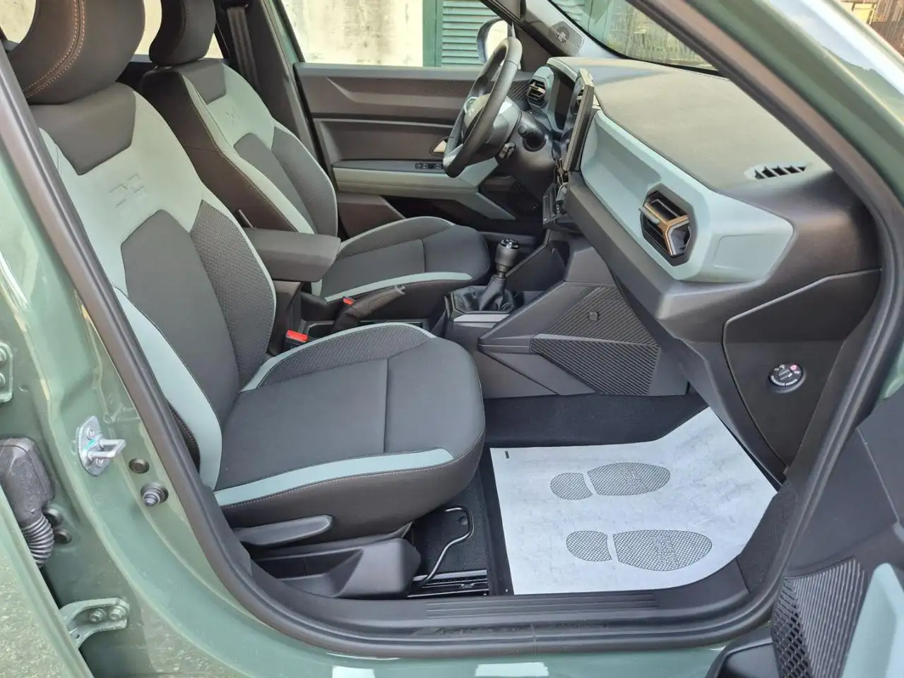 Dacia Duster 2026 — фото 11