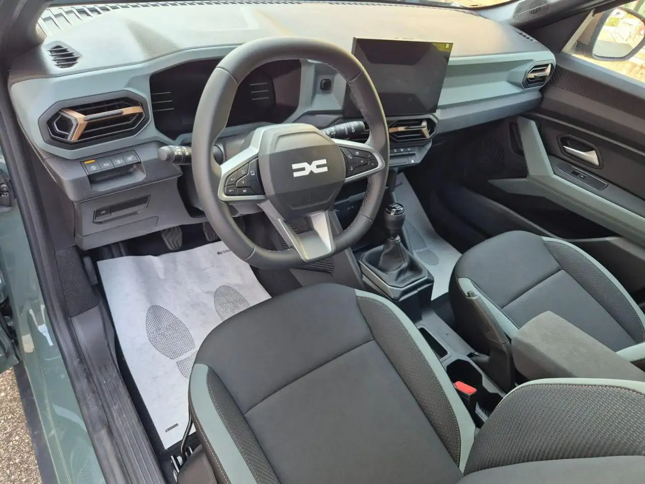 Dacia Duster 2026 — фото 10