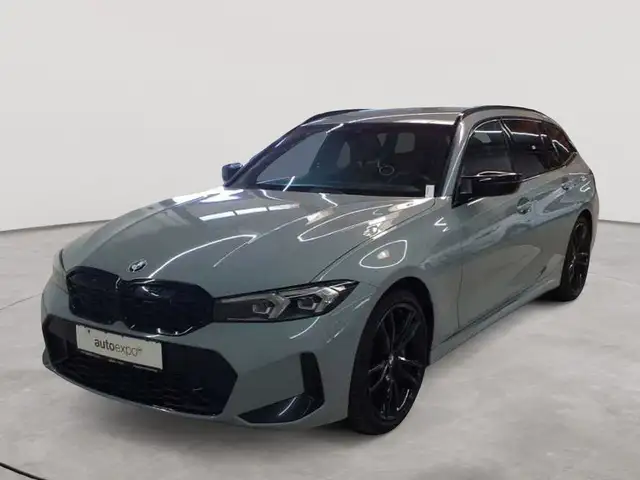 BMW 3 Series view 2
