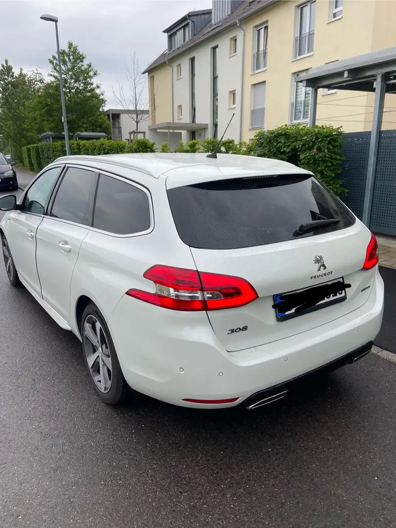 Peugeot 308 GT line Facelift tüv neu Inspektion  neu Weiß - 2