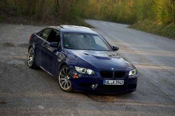 E92