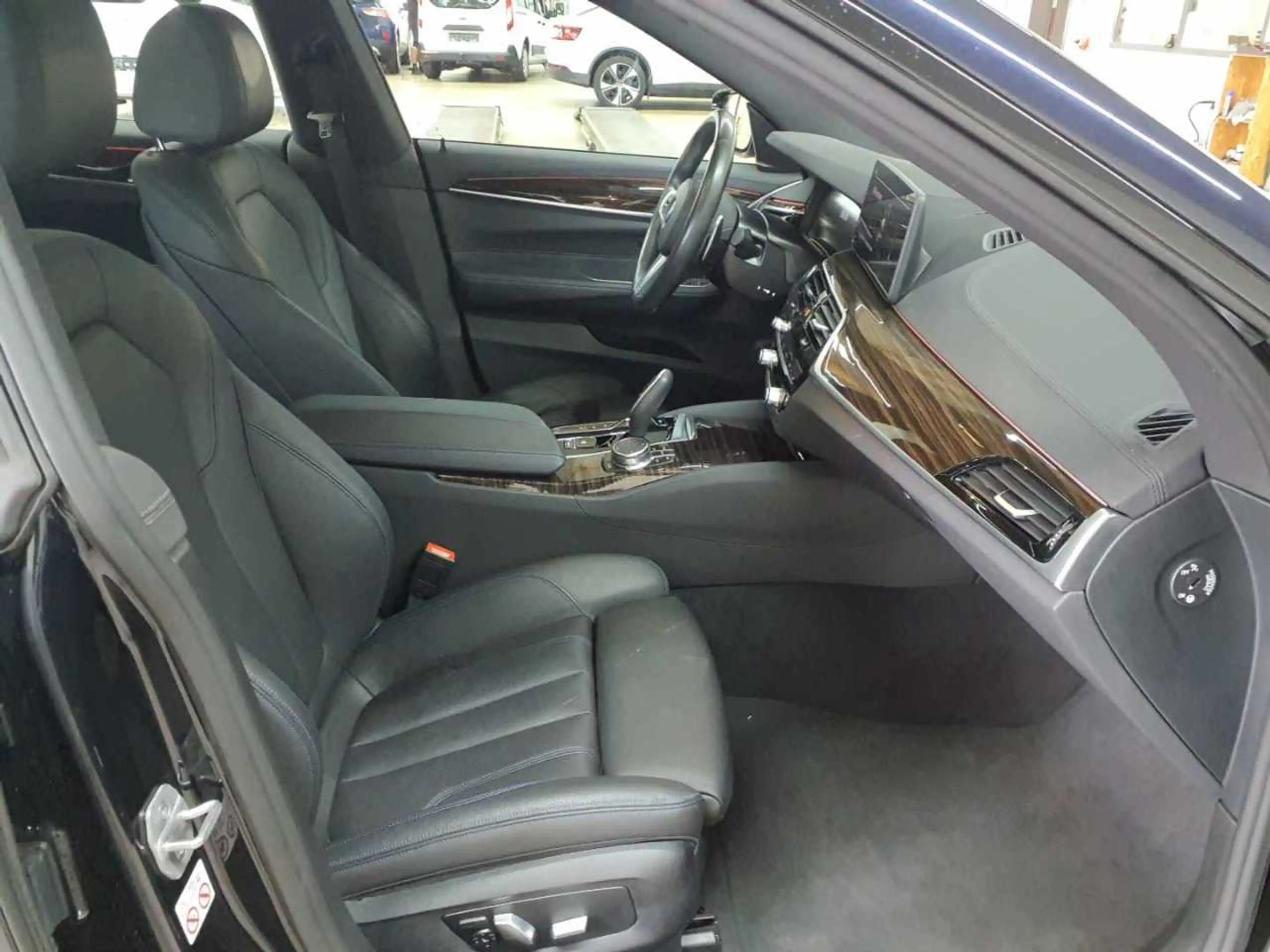 BMW 630 630d xDrive Gran Turismo M Sport Pano Integral — photo 7