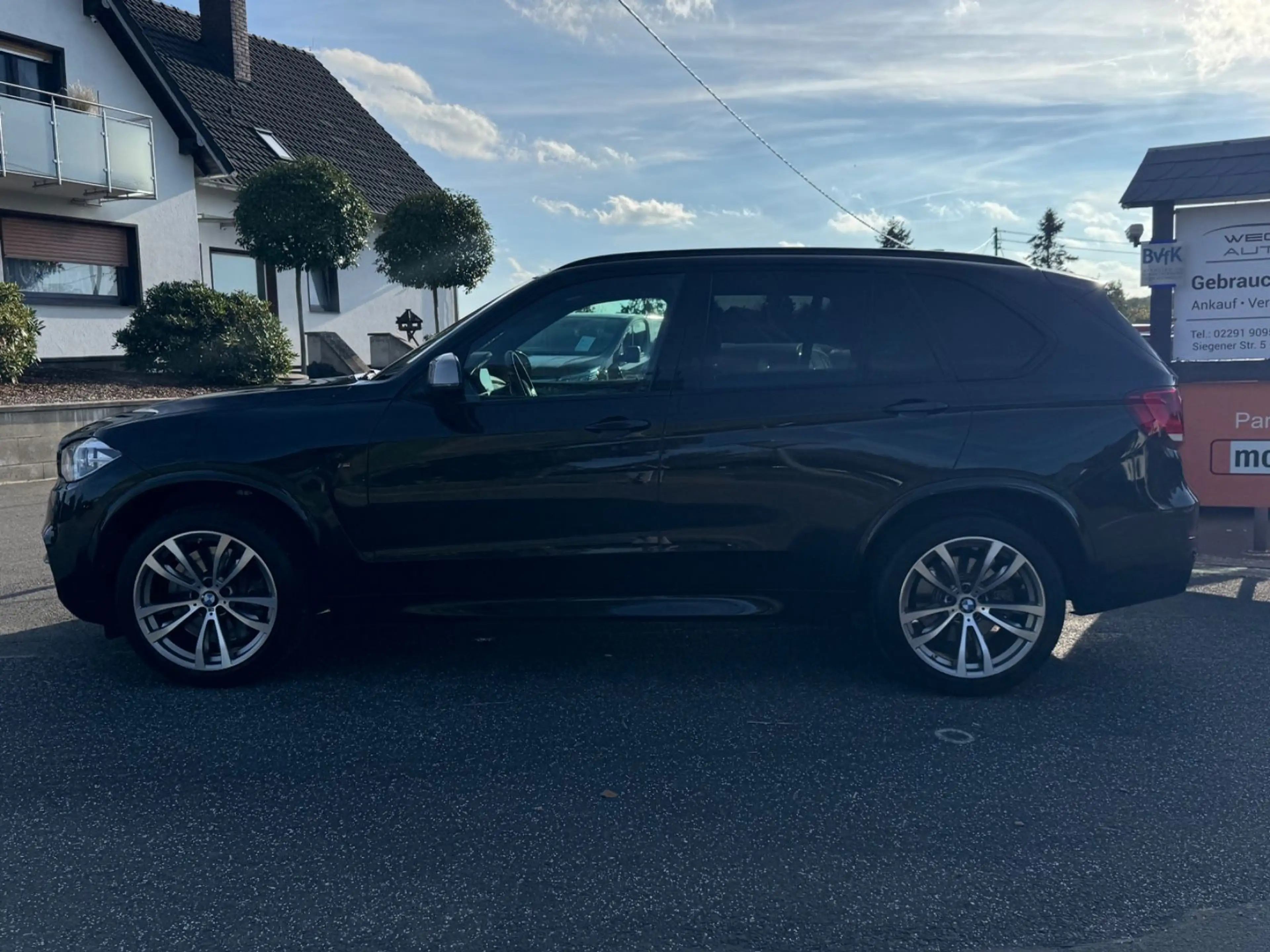 BMW X5 M50 d* 360° CAM* LED*H&K*PANO*HUD*SOFTCLOSE* — photo 4
