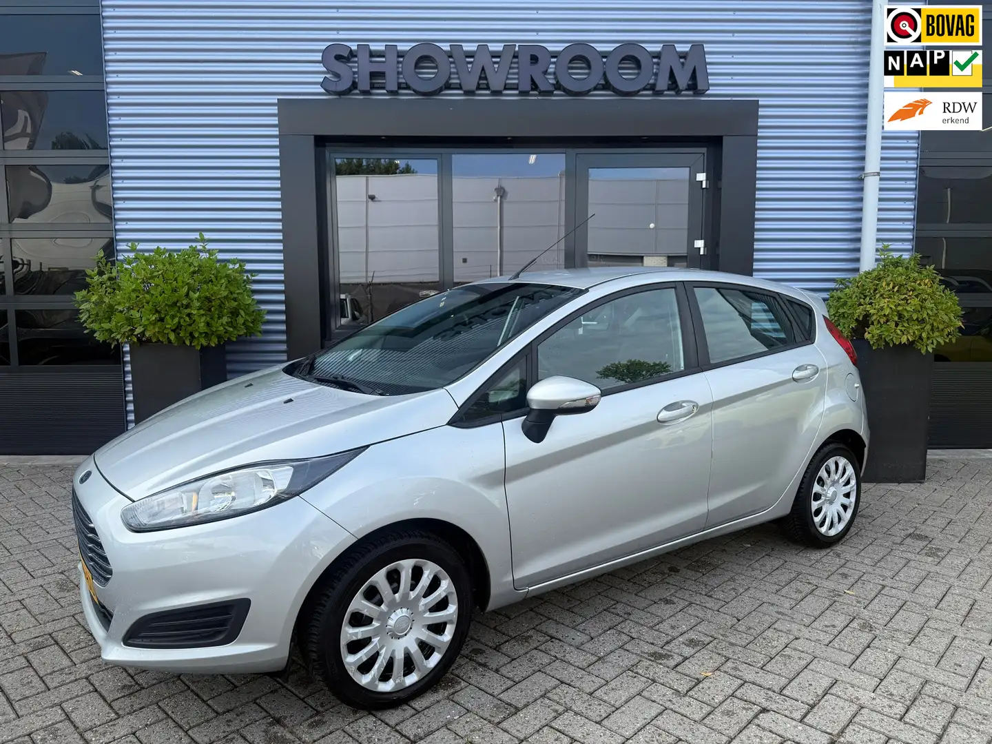 Ford Fiesta 1.0 Champion Airco|Elektrische ramen en Spiegels Gri - 1
