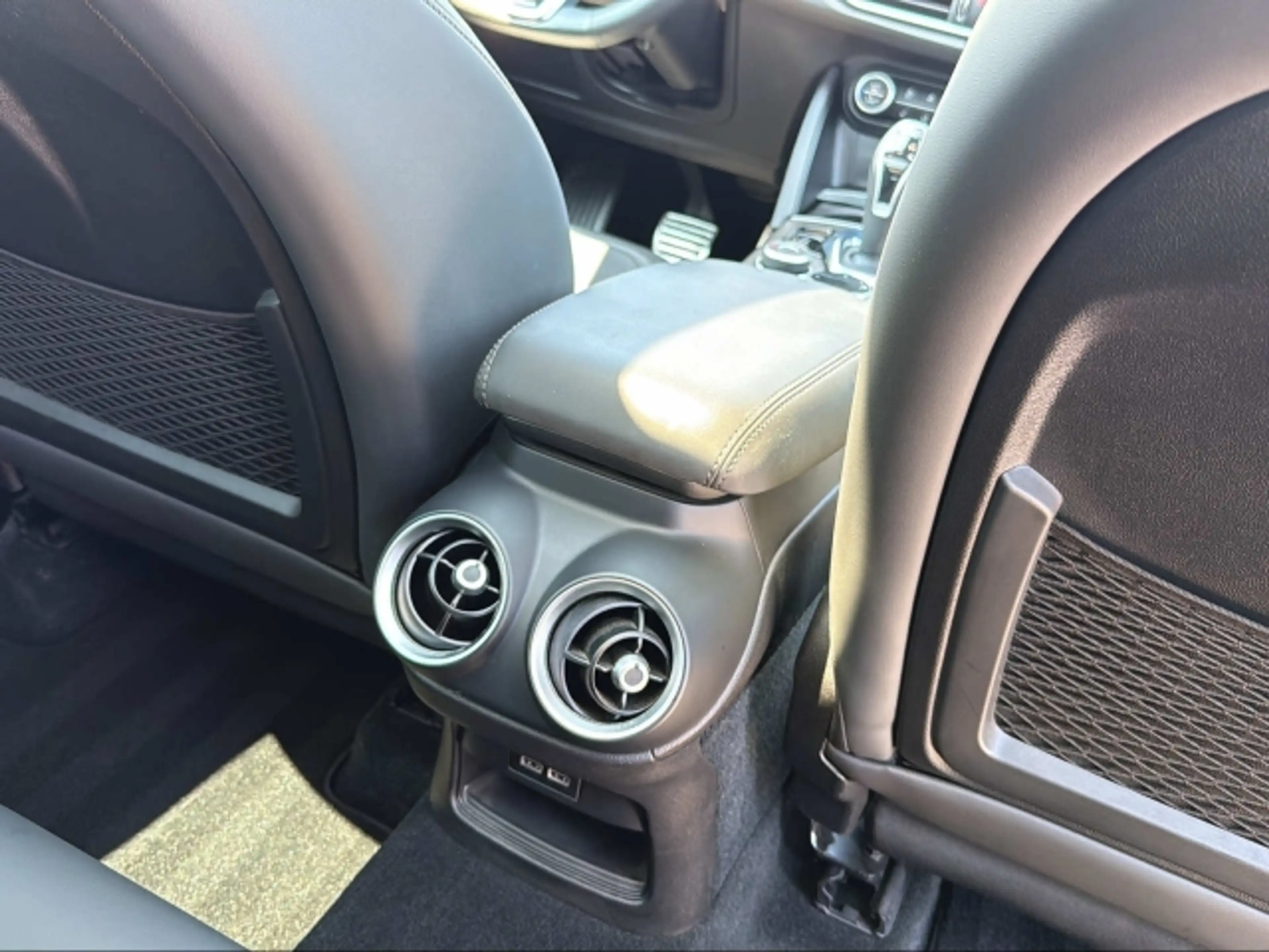 Alfa Romeo Stelvio Ti 2,2 16V 190 AT8 — photo 15