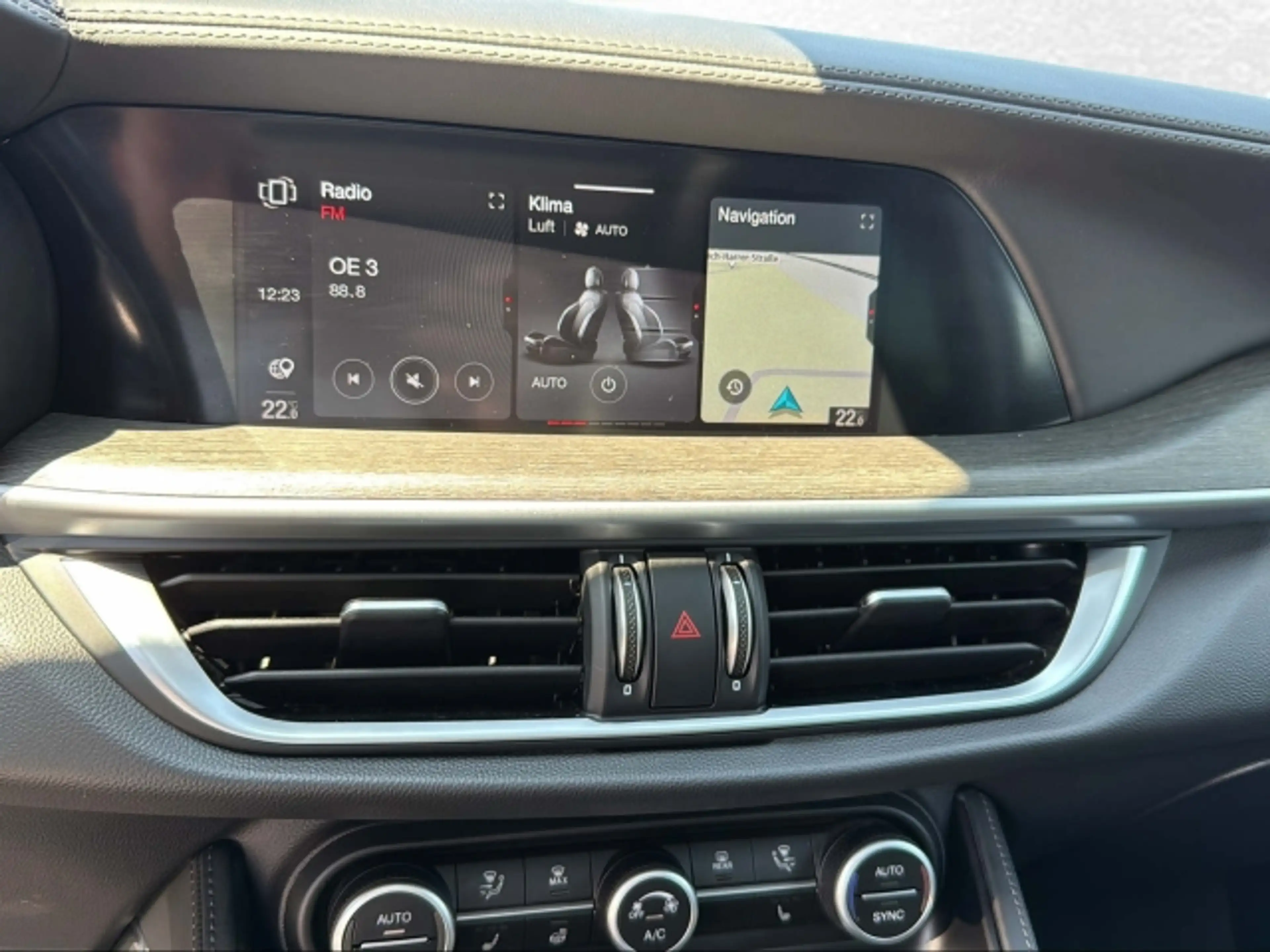 Alfa Romeo Stelvio Ti 2,2 16V 190 AT8 — photo 9