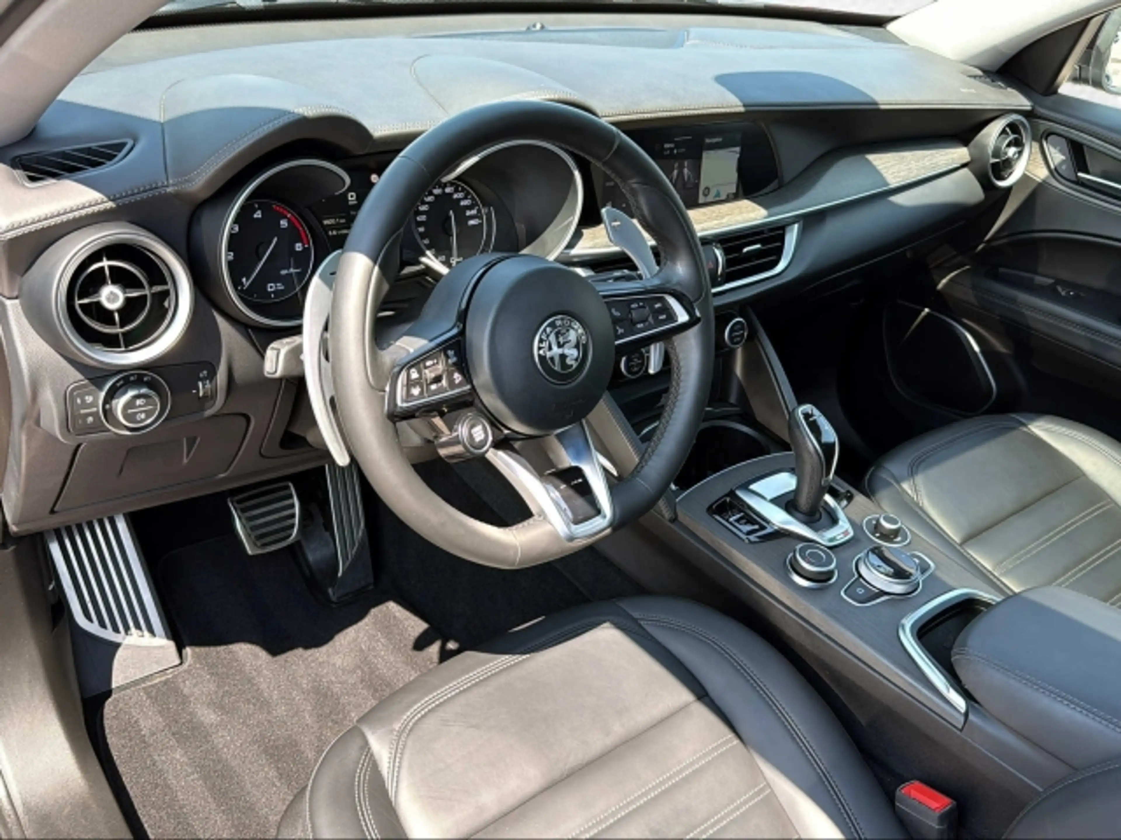 Alfa Romeo Stelvio Ti 2,2 16V 190 AT8 — photo 7