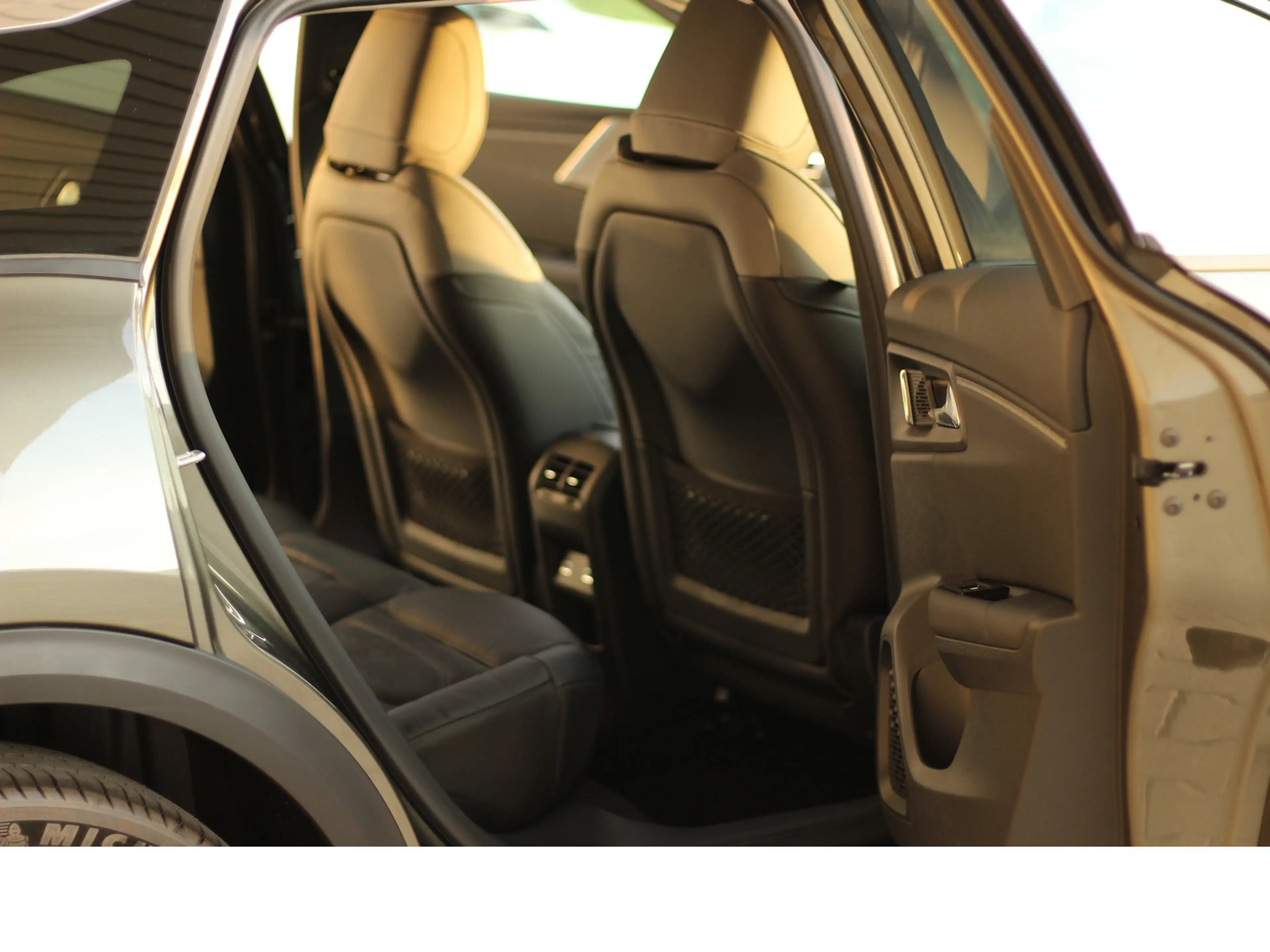 Citroen C5 X Shine Pack Hybrid — photo 9