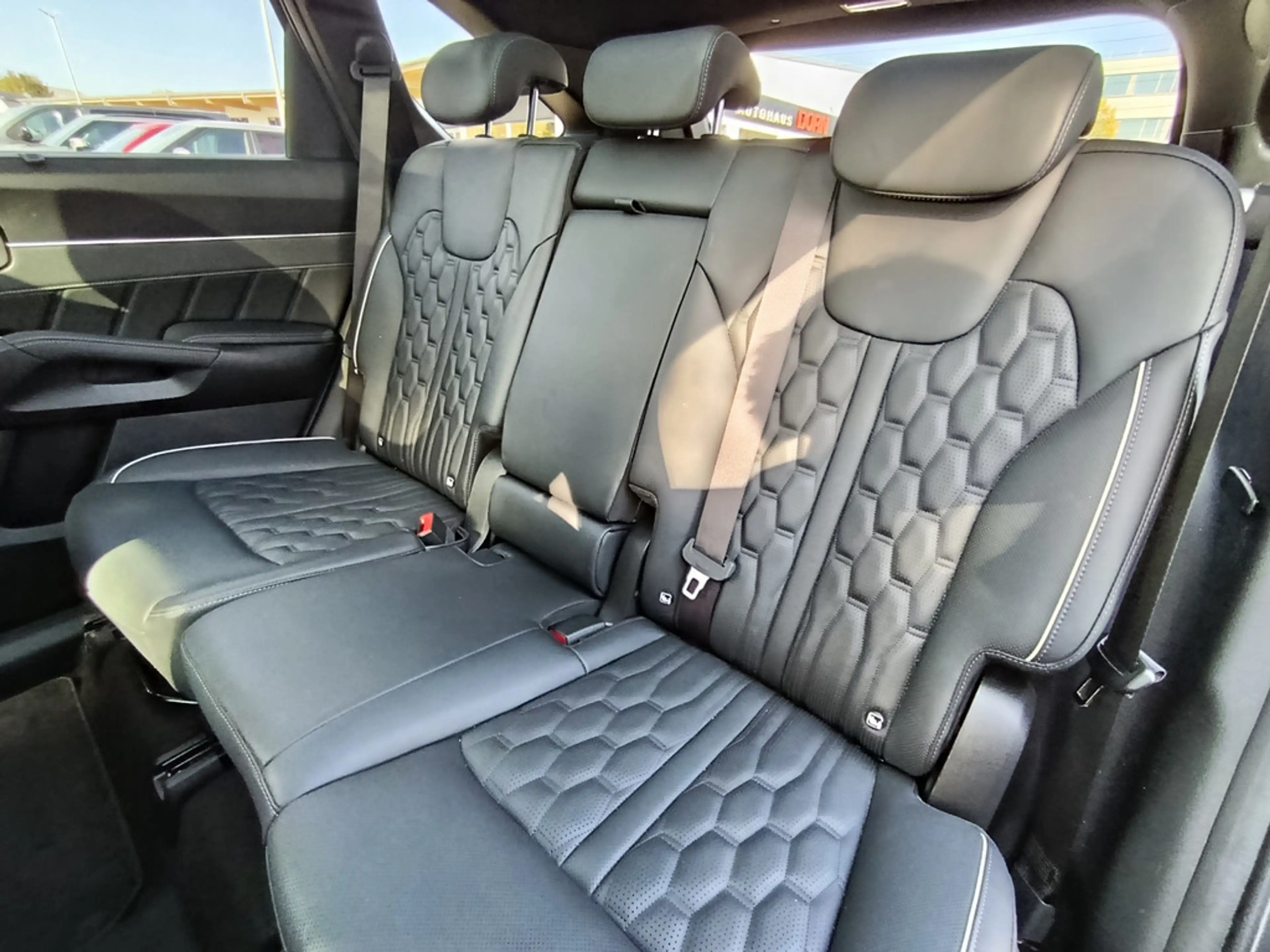 Kia Sorento Platinum 2.2D AWD DCT8 AHK Panoramaglasdach — photo 8
