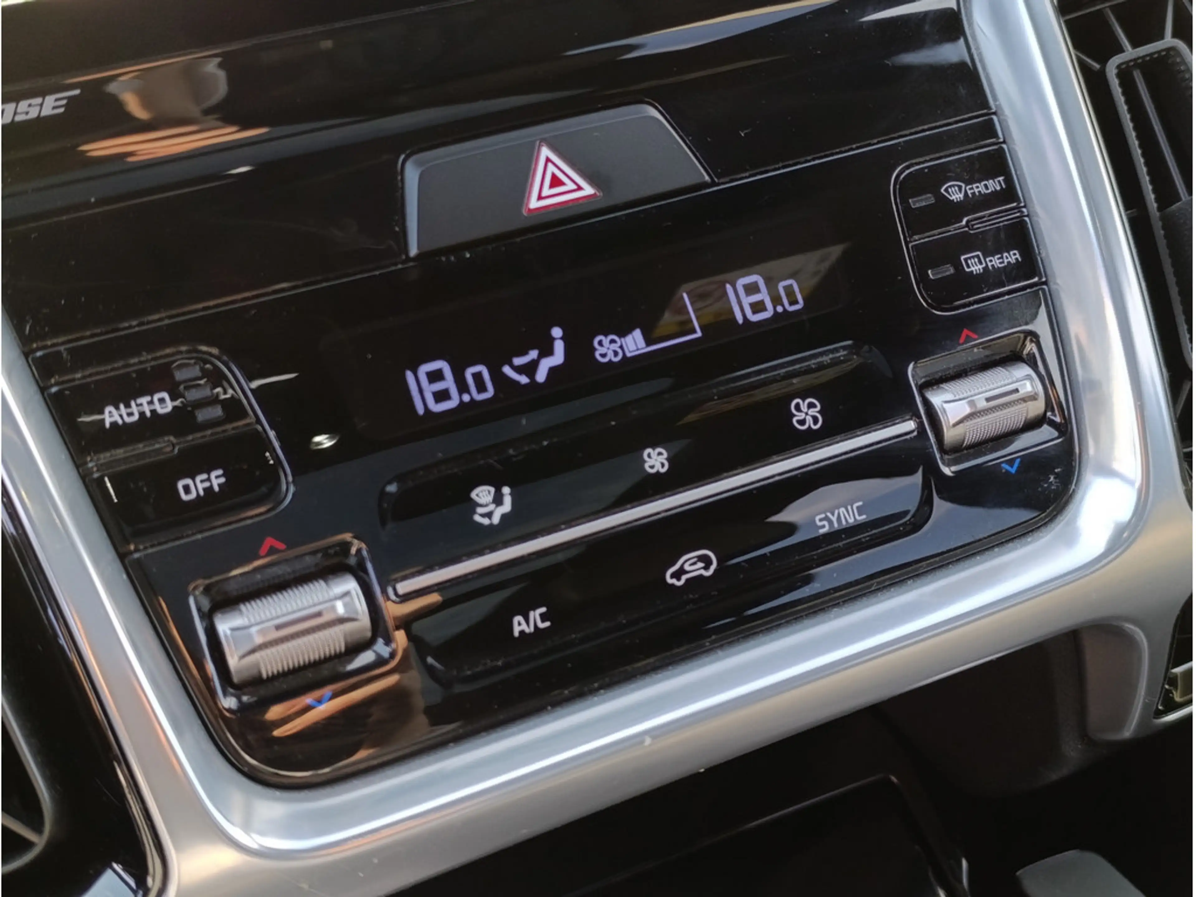 Kia Sorento Platinum 2.2D AWD DCT8 AHK Panoramaglasdach — photo 13