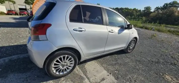 Toyota Yaris 1.0 VVT-i Active 3p 2009