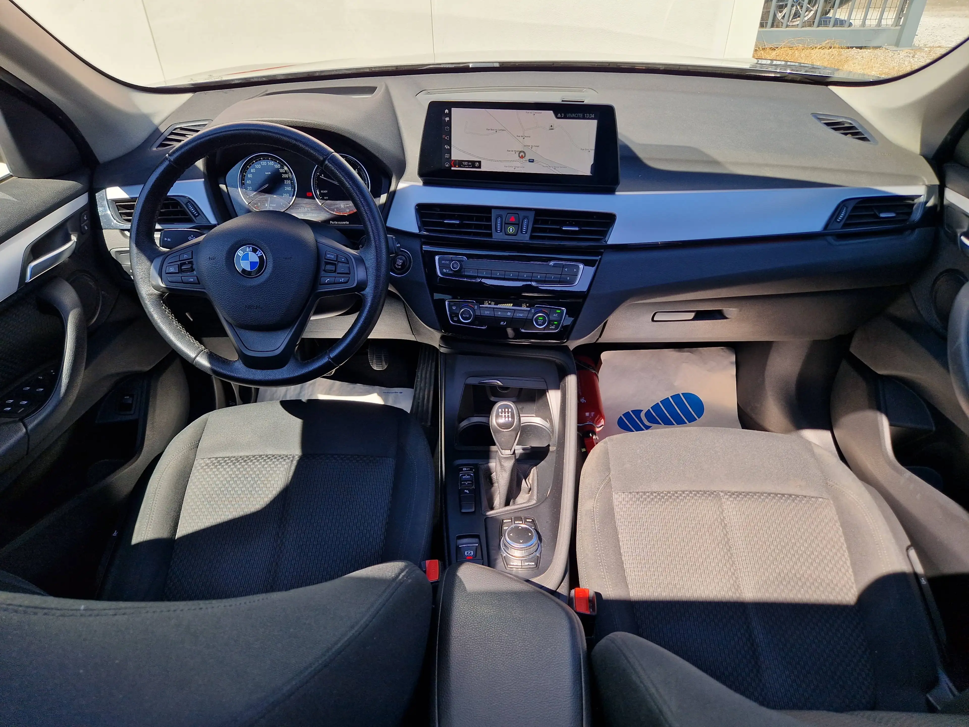 BMW X1 1.5 d sDrive16*1°PROPRIO*CARNET*GPS*TOIT OUVRANT*CAMERA*PDC — photo 7