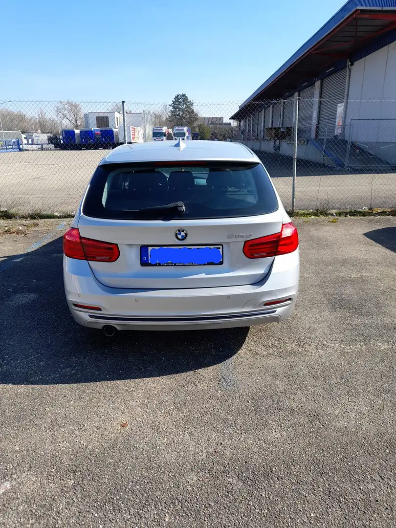 BMW 318 318d Touring Aut. Sport Line - 2