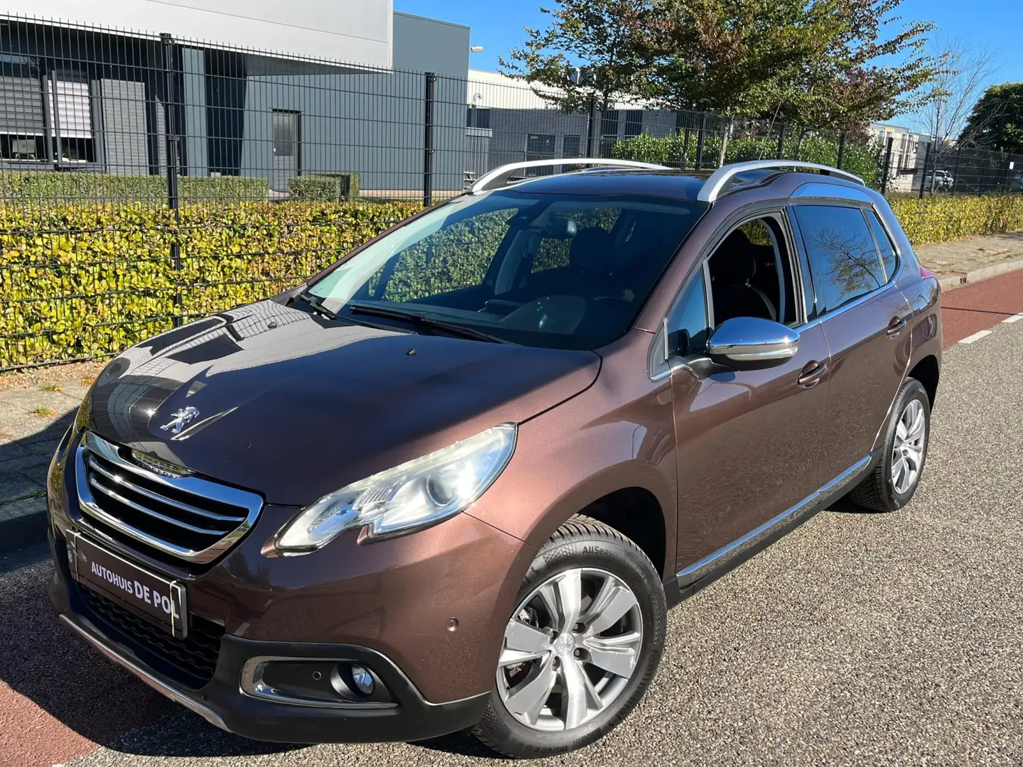 Peugeot 2008 1.6 VTi Allure Navi Cruise/Climate-control Bruin - 1