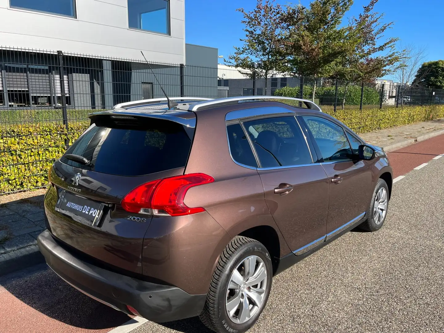 Peugeot 2008 1.6 VTi Allure Navi Cruise/Climate-control Bruin - 2