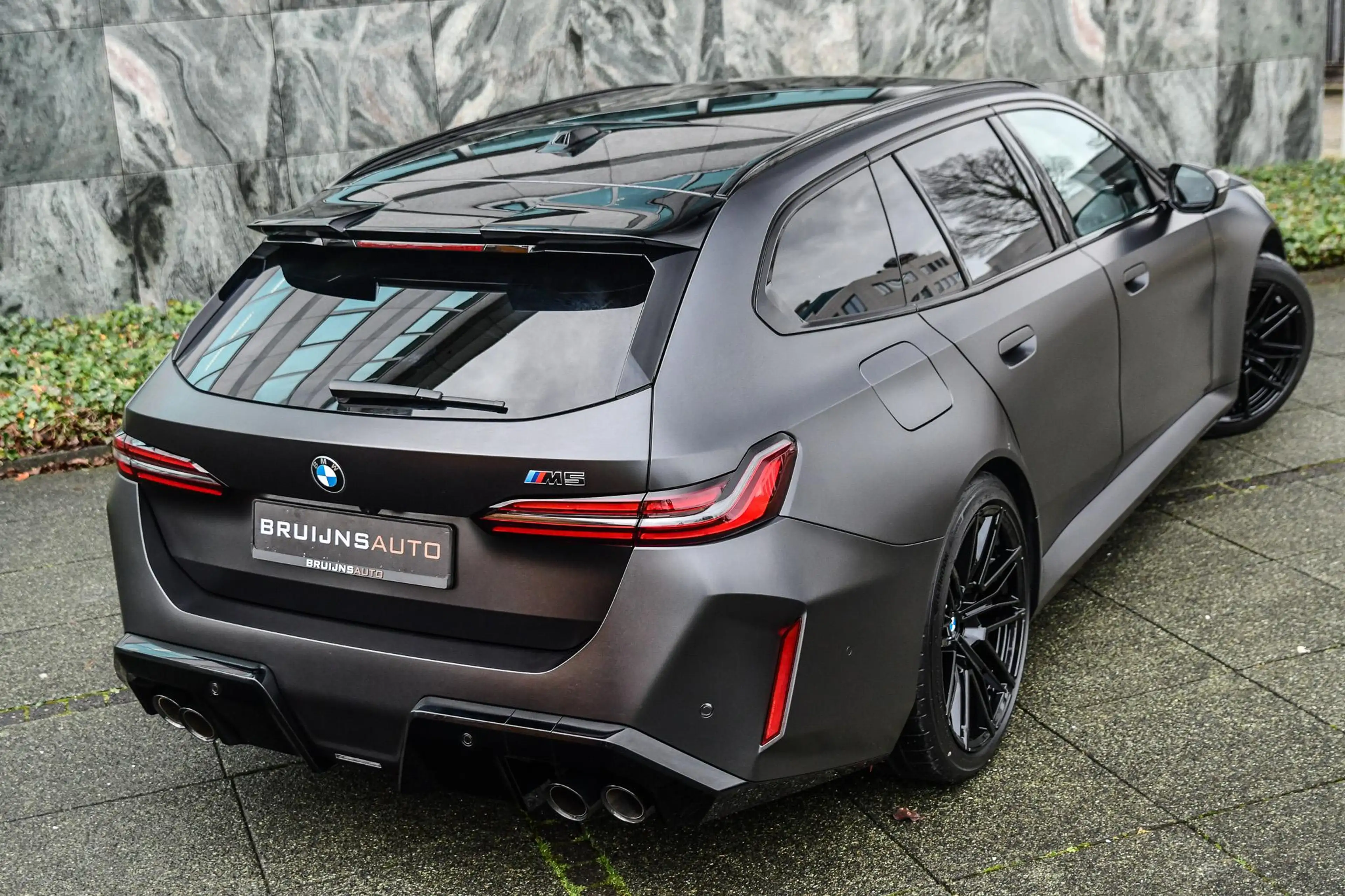 BMW M5 Touring M5 Individual lak |Keramisch|Carbon|Trekha — photo 36