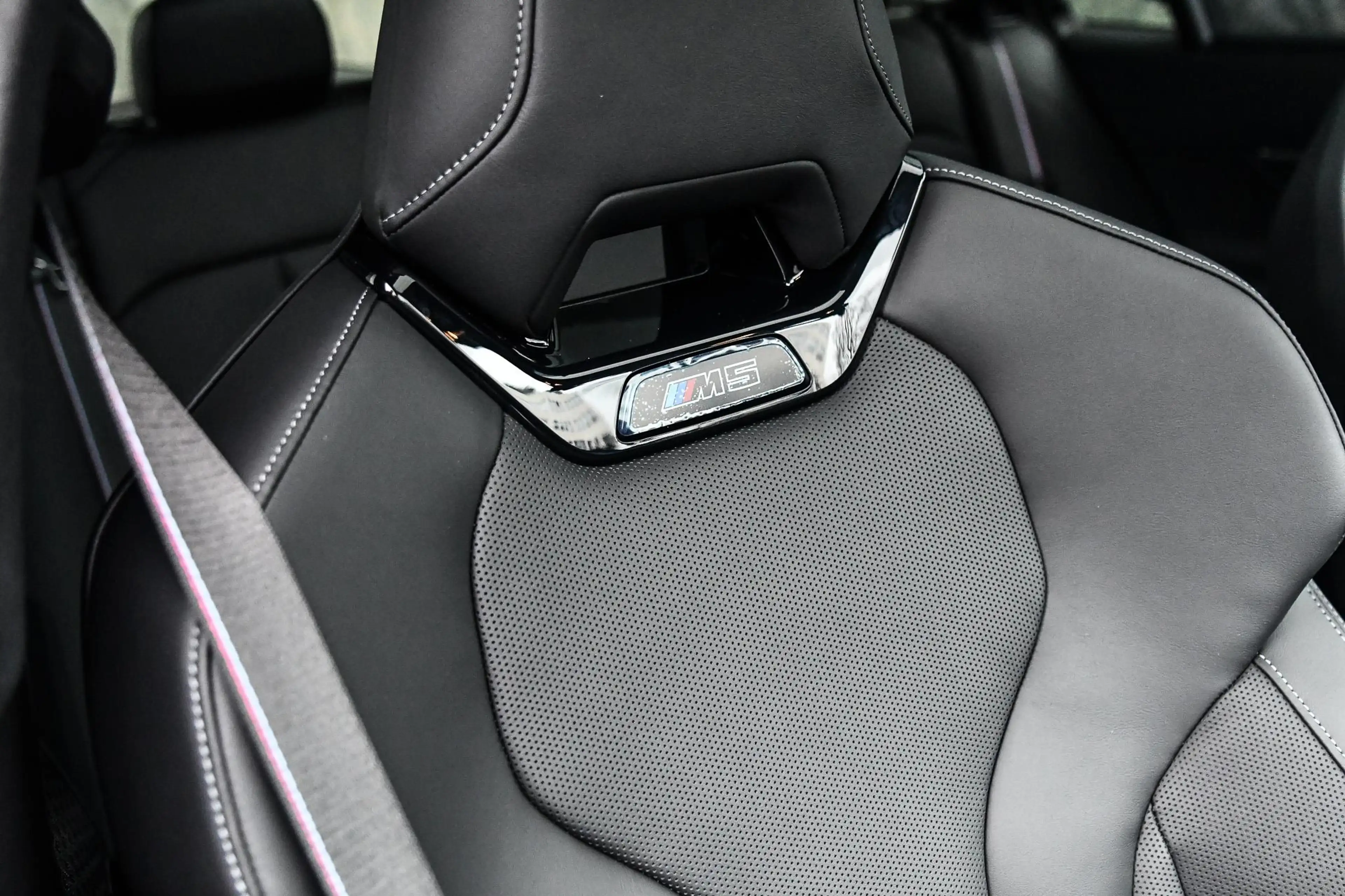 BMW M5 Touring M5 Individual lak |Keramisch|Carbon|Trekha — photo 13